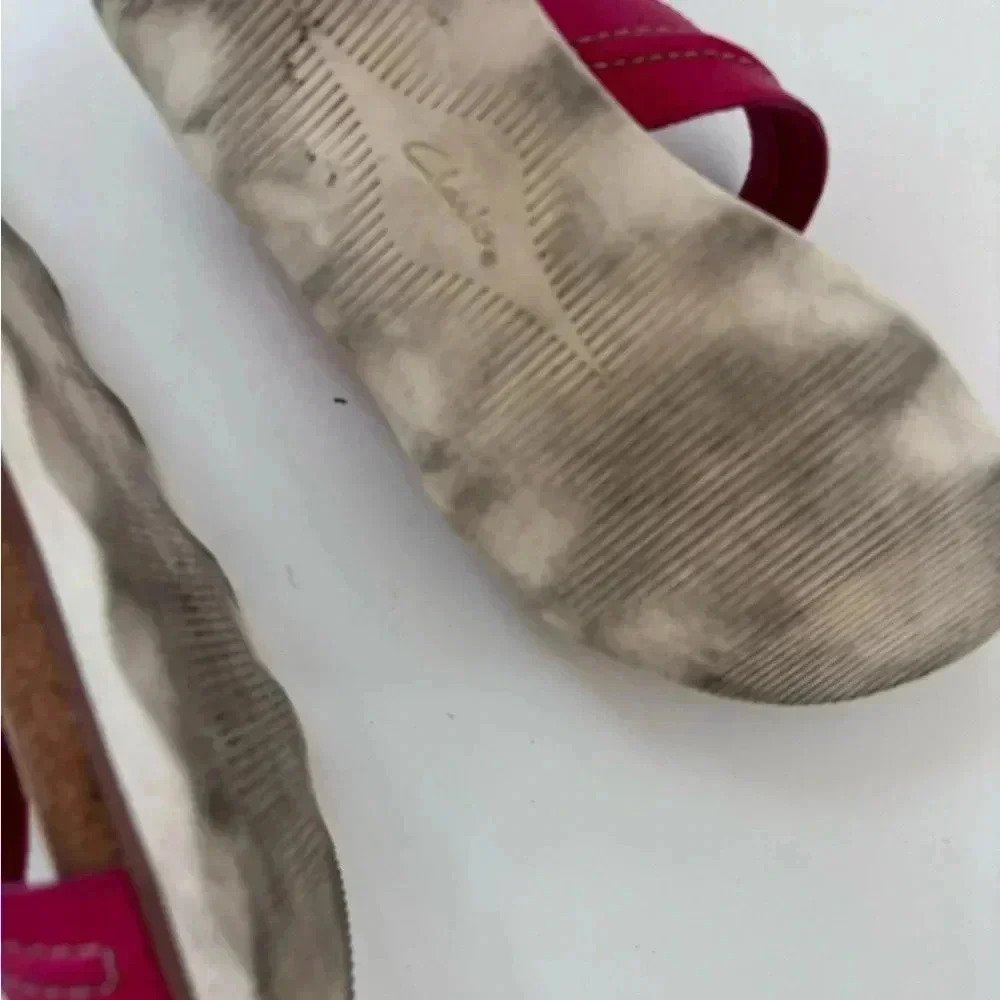 CLARKS Brynn Madi Strappy Sandals - Picture 4 of 8